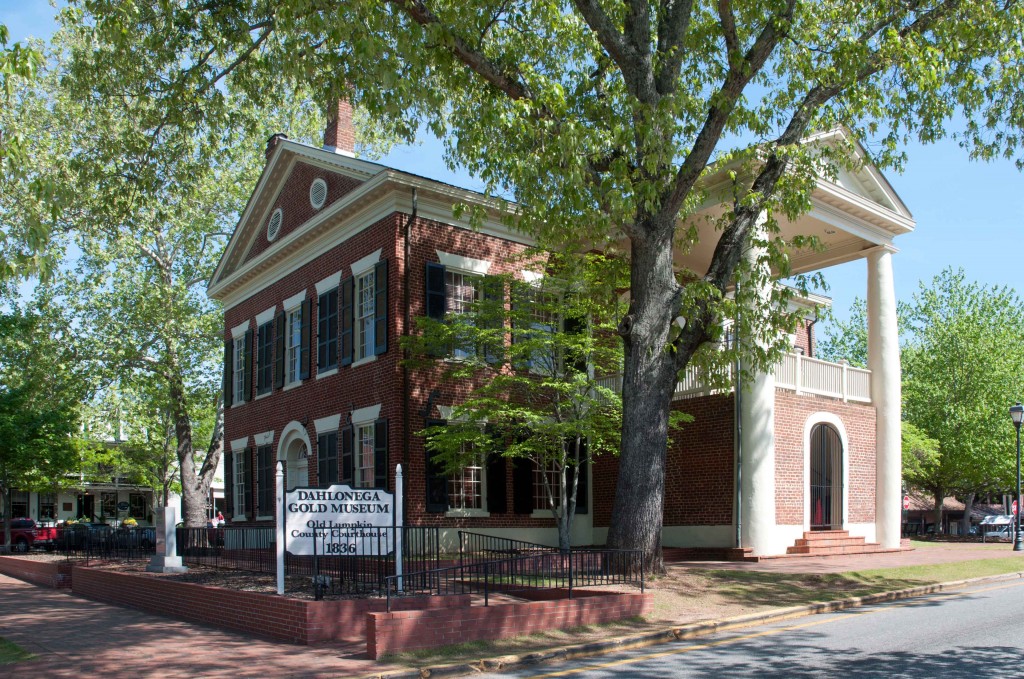 Discover Gold - Dahlonega Visitors Center