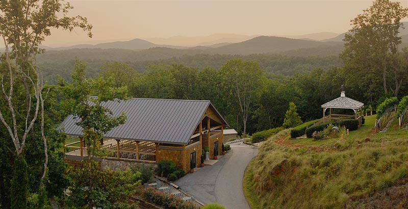 Wineries of North Georgia: Wolf Mountain - Long Mountain Lodge